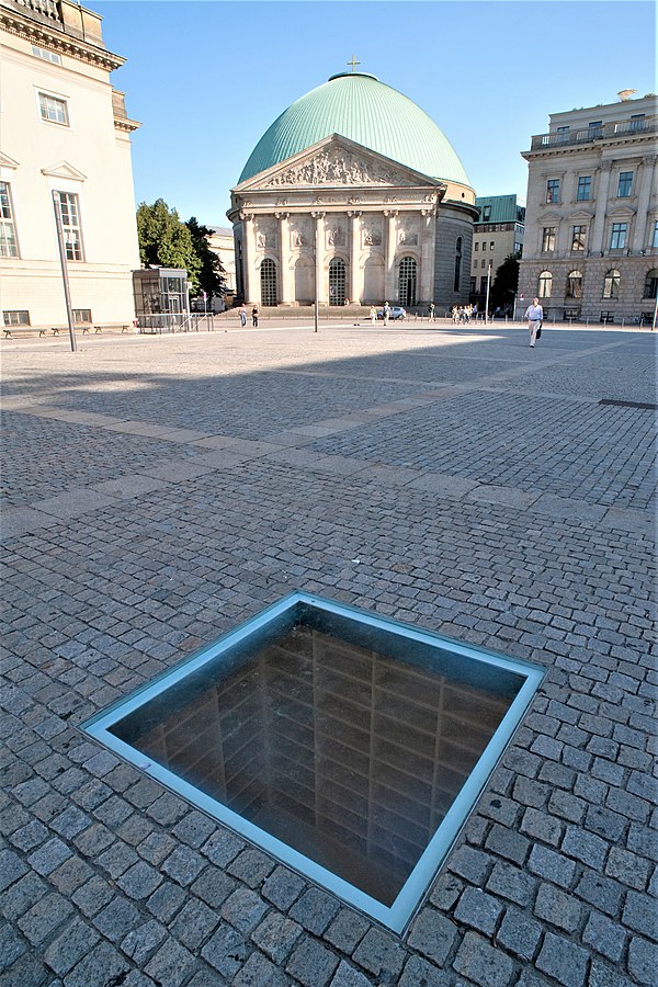 Sunken Library Bebelplatz